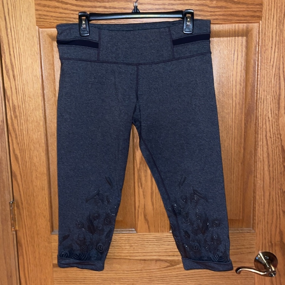 Lululemon sz 12 grey Capri leggings logo down the bottom lululemon fitness cute